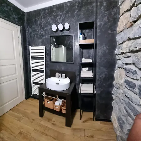 Daire Casa In Riva A Faggeto
